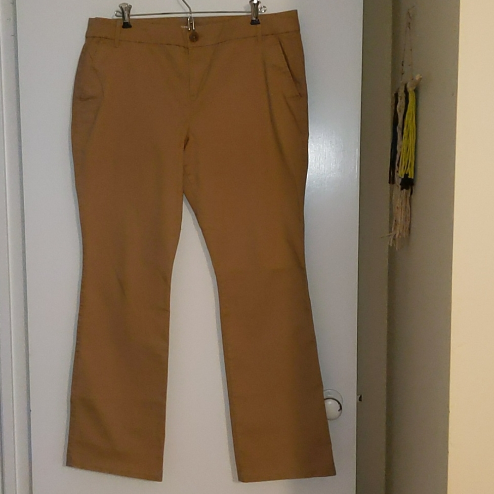 Old Navy khaki boot cut pants